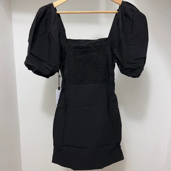 ASTR THE LABEL - Winslow Dress - Medium - Picture 5 of 8